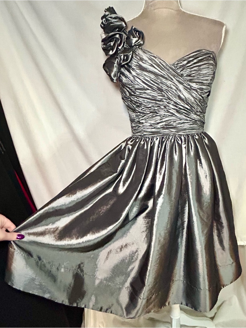 Maggy London Metallic Gunmetal Taffeta Ruched Rosette Party Dress, Size S - Picture 4 of 17